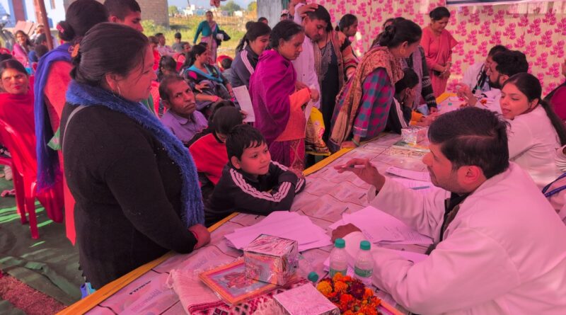 श्री महंत इन्दिरेश अस्पताल ने मानसिक अक्षम बच्चों  के लिए झण्डीचौड़ कोटद्वार में लगाया विशेष शिविर